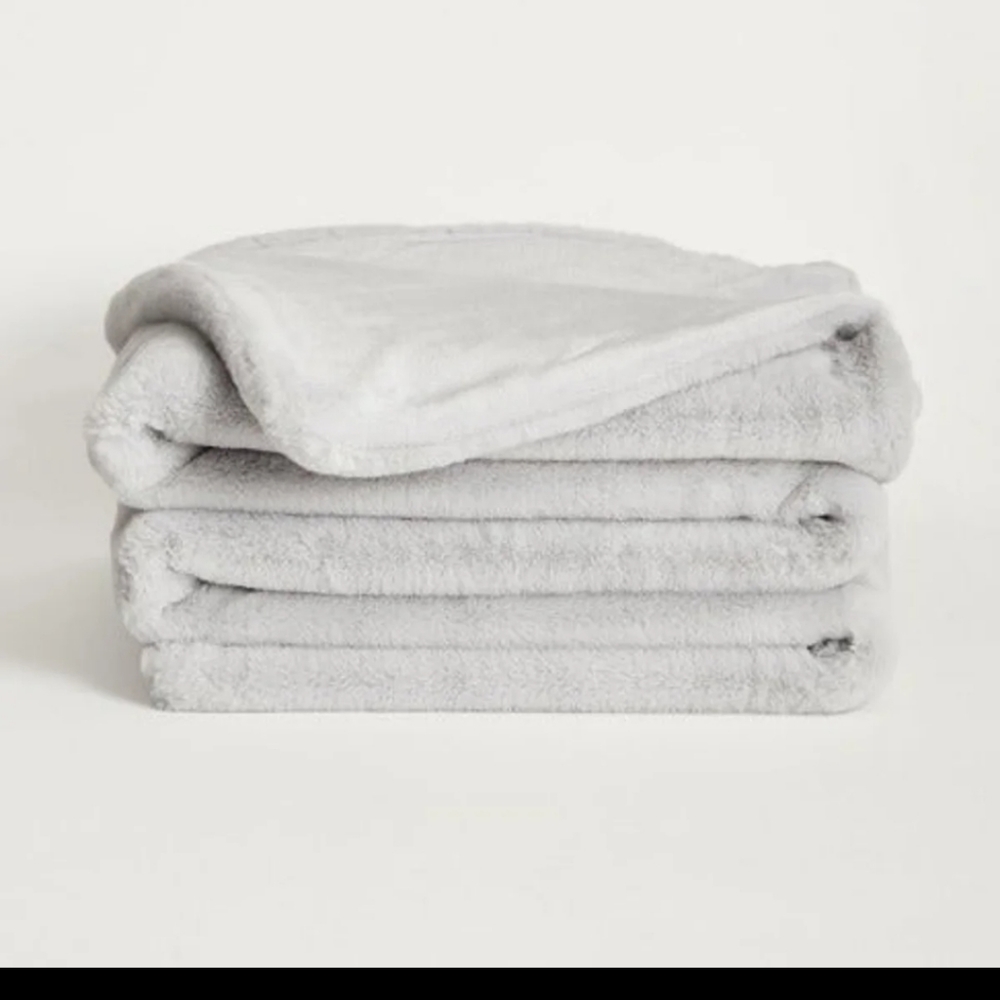 UnHide MEDIUM 60"x80" Lil' Marshmallow Blanket Silver grey